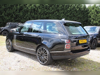 Used Land Rover Range Rover 2019 for sale - 75268829: Photo