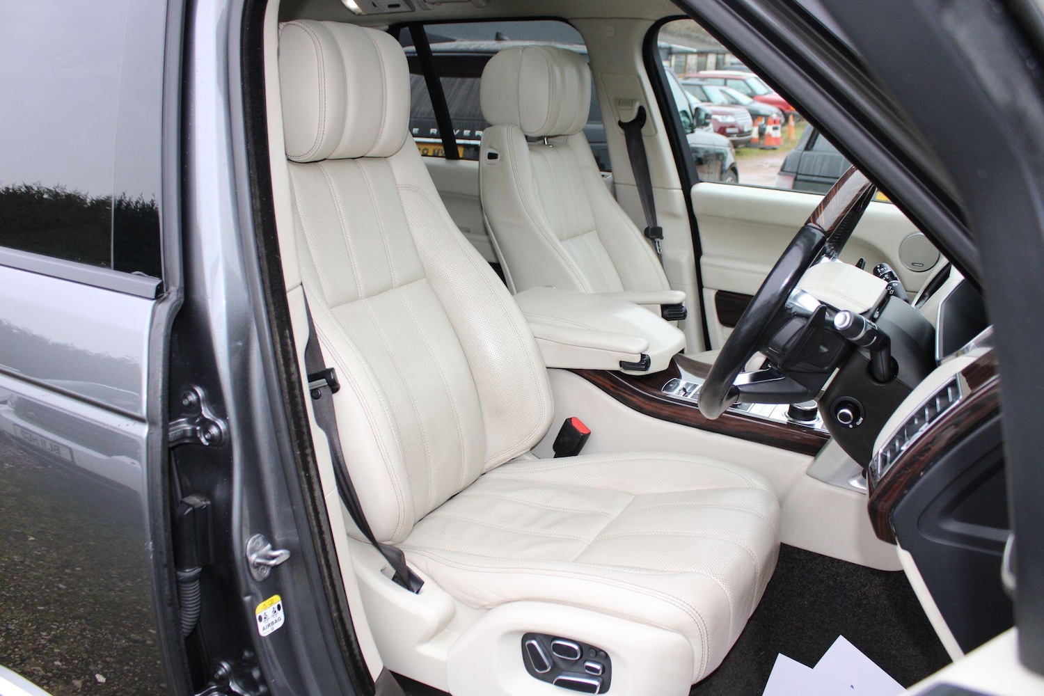 Used Land Rover Range Rover for sale - 77291646: Photo 5