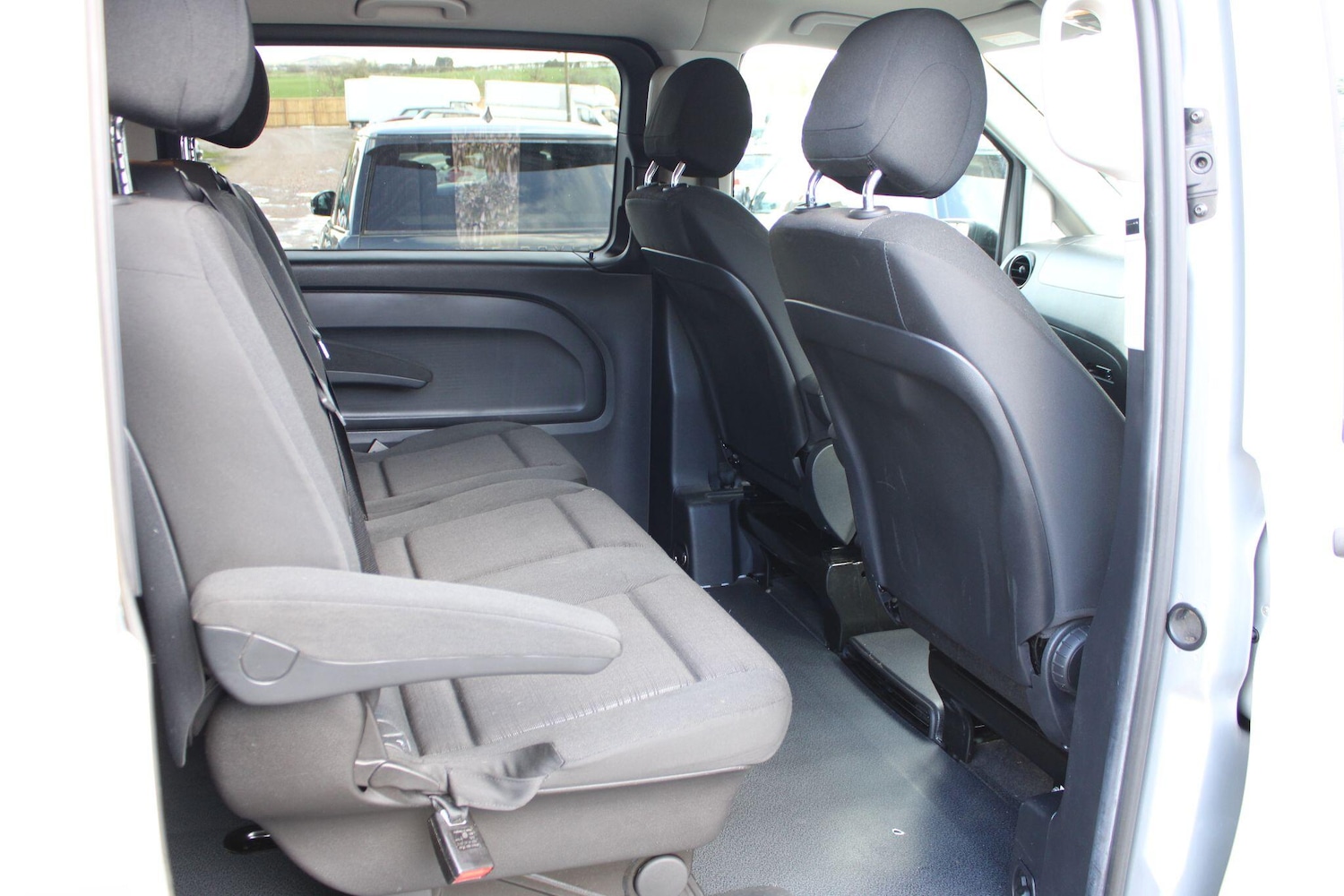 Used Mercedes-Benz Vito 2015 for sale - 77970652: Photo 16