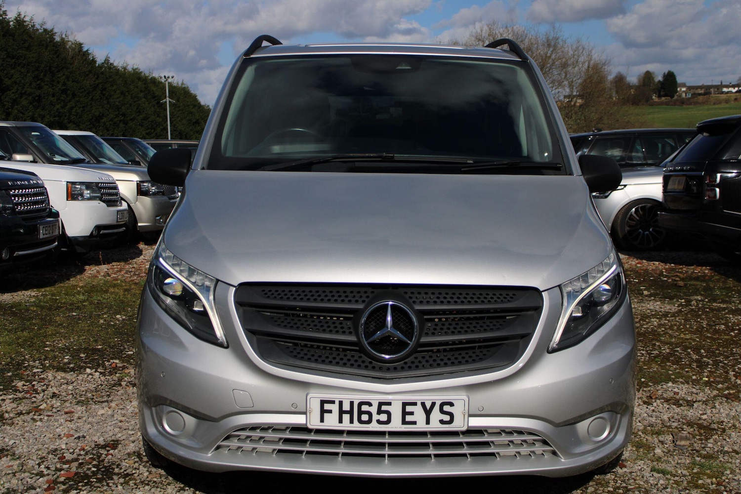 Used Mercedes-Benz Vito 2015 for sale - 77970652: Photo 2
