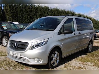 Used Mercedes-Benz Vito 2015 for sale - 77970652: Photo