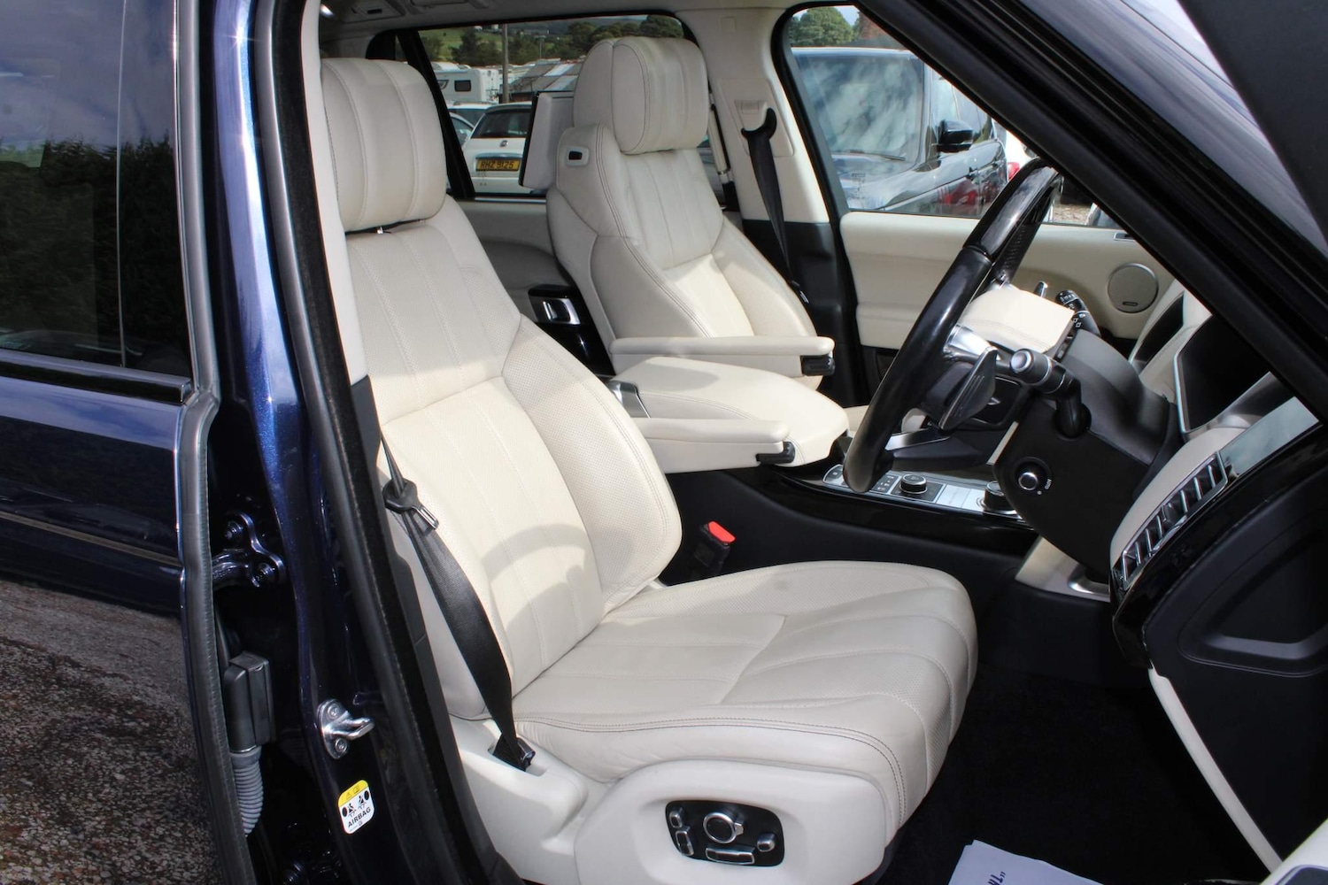 Used Land Rover Range Rover 2017 for sale - 76072823: Photo 5