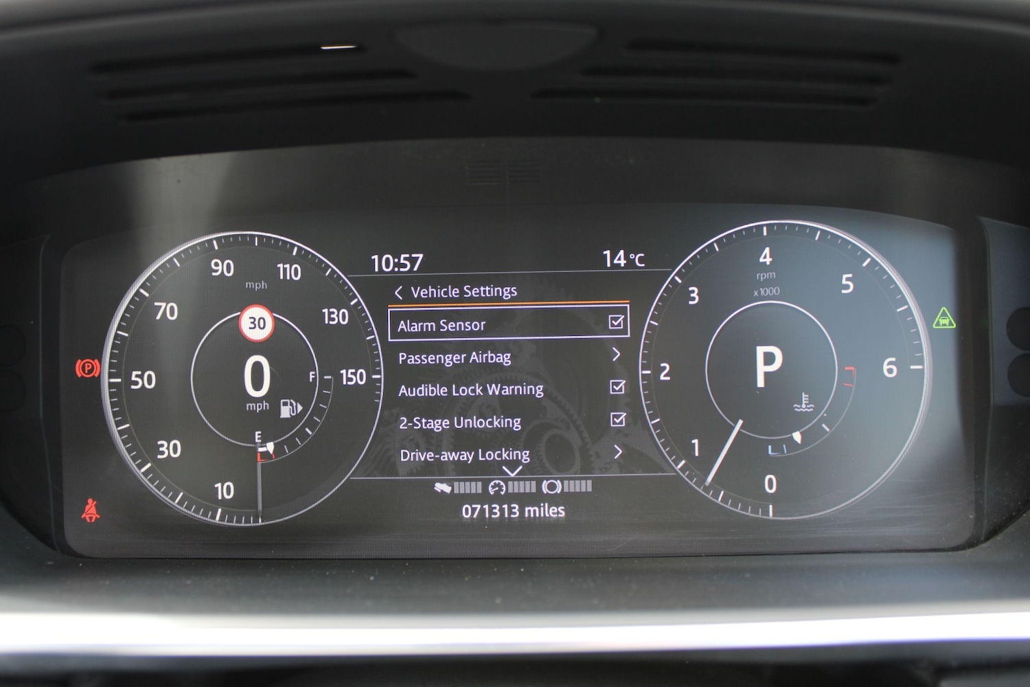 Used Land Rover Range Rover 2017 for sale - 76360875: Photo 37