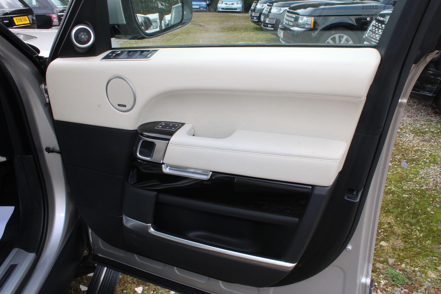 Used Land Rover Range Rover 2017 for sale - 78046804: Photo 18