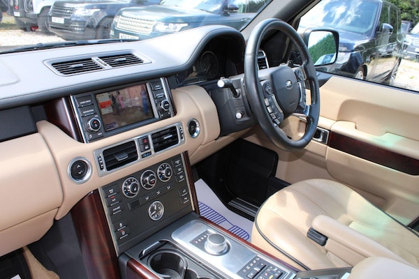 Used Land Rover Range Rover 2010 for sale - 75414259: Photo 6