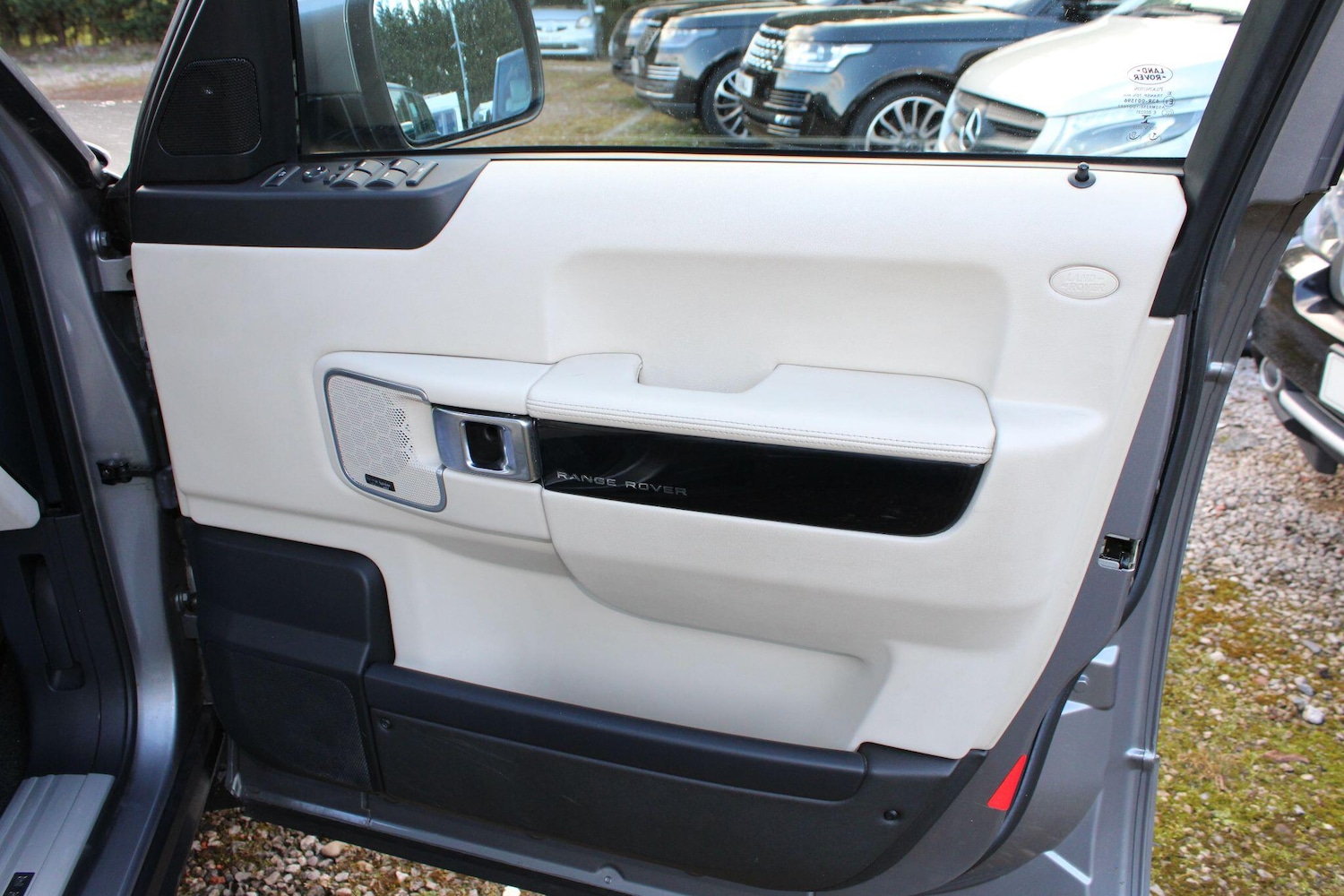 Used Land Rover Range Rover 2012 for sale - 78185293: Photo 21