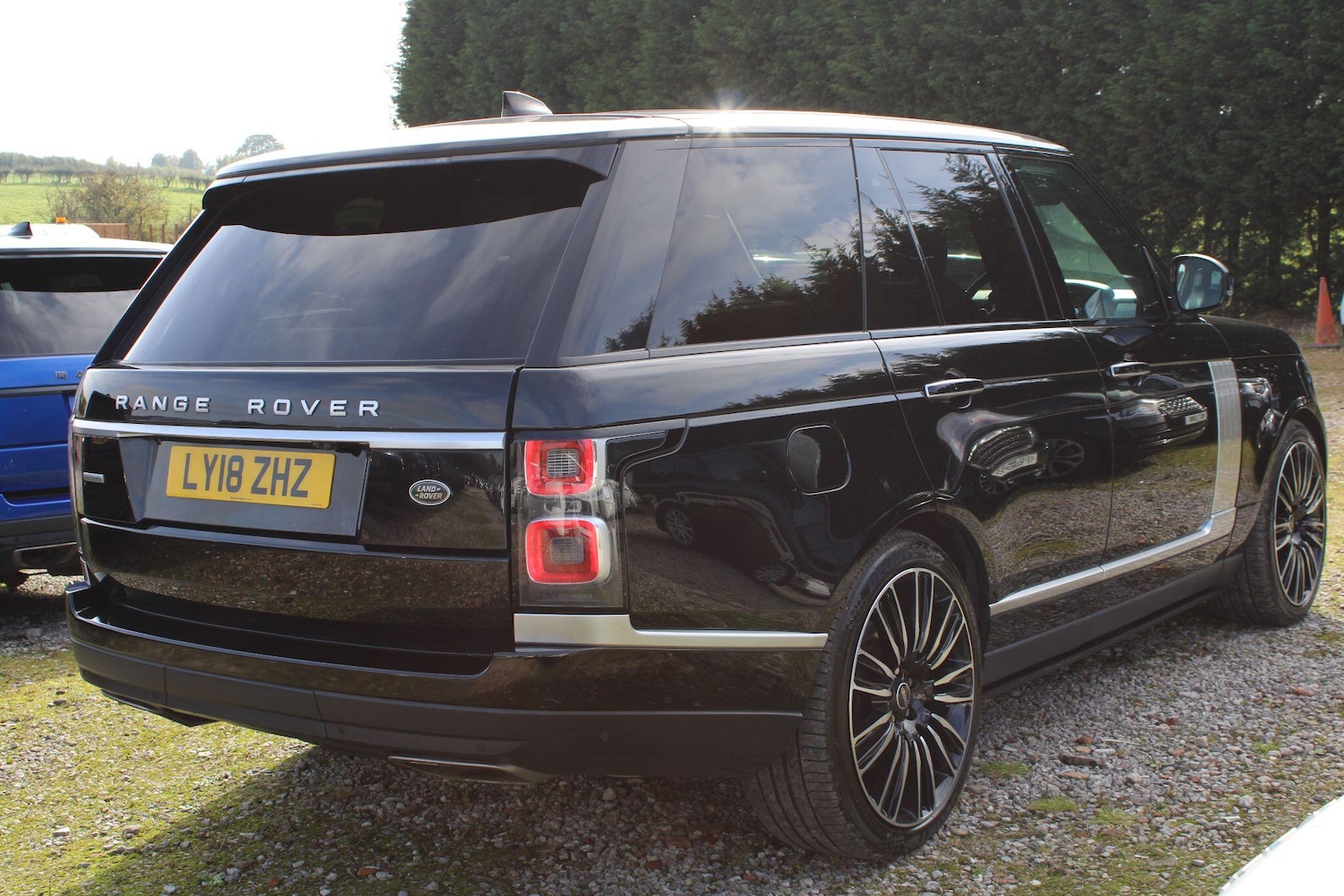 Used Land Rover Range Rover 2018 for sale - 76295237: Photo 2