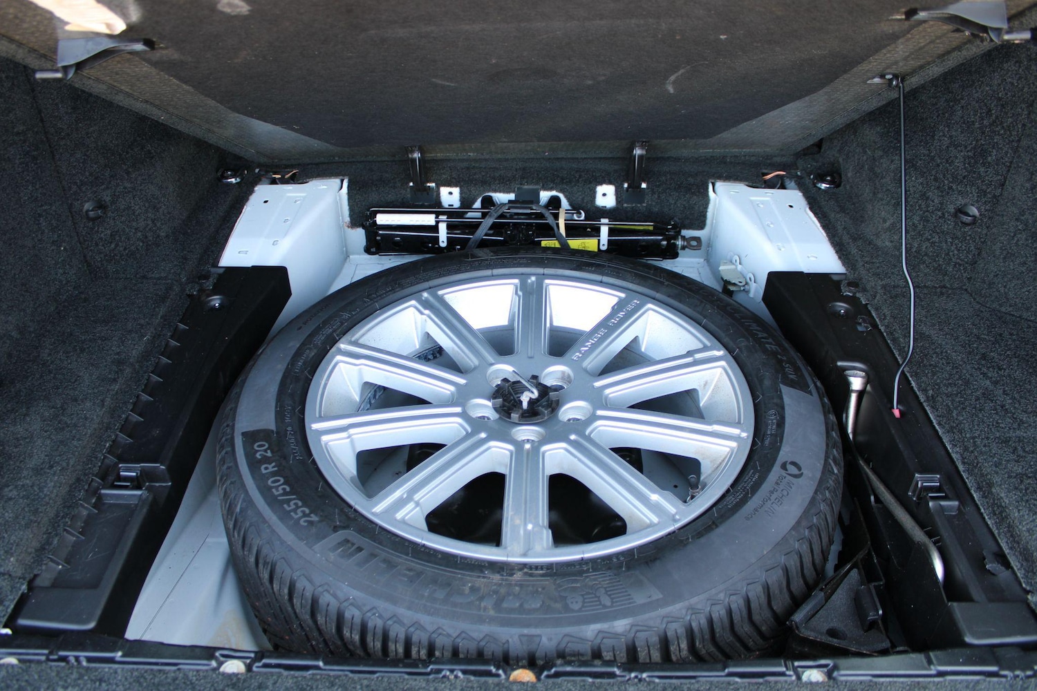 Used Land Rover Range Rover 2011 for sale - 76988496: Photo 51