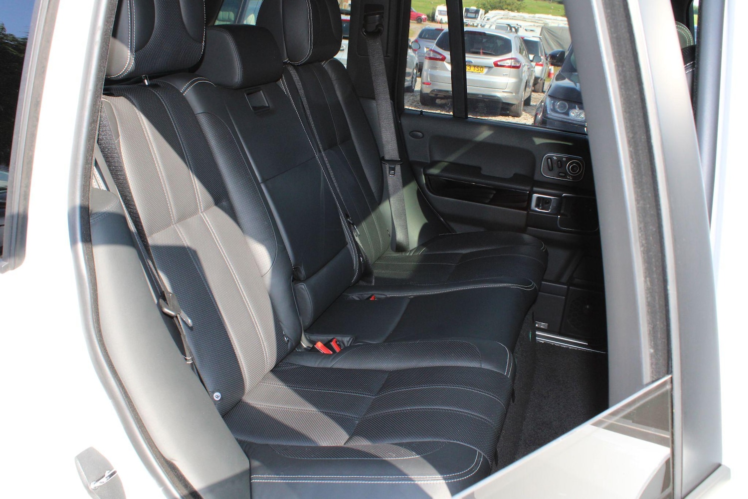 Used Land Rover Range Rover 2011 for sale - 76988496: Photo 9