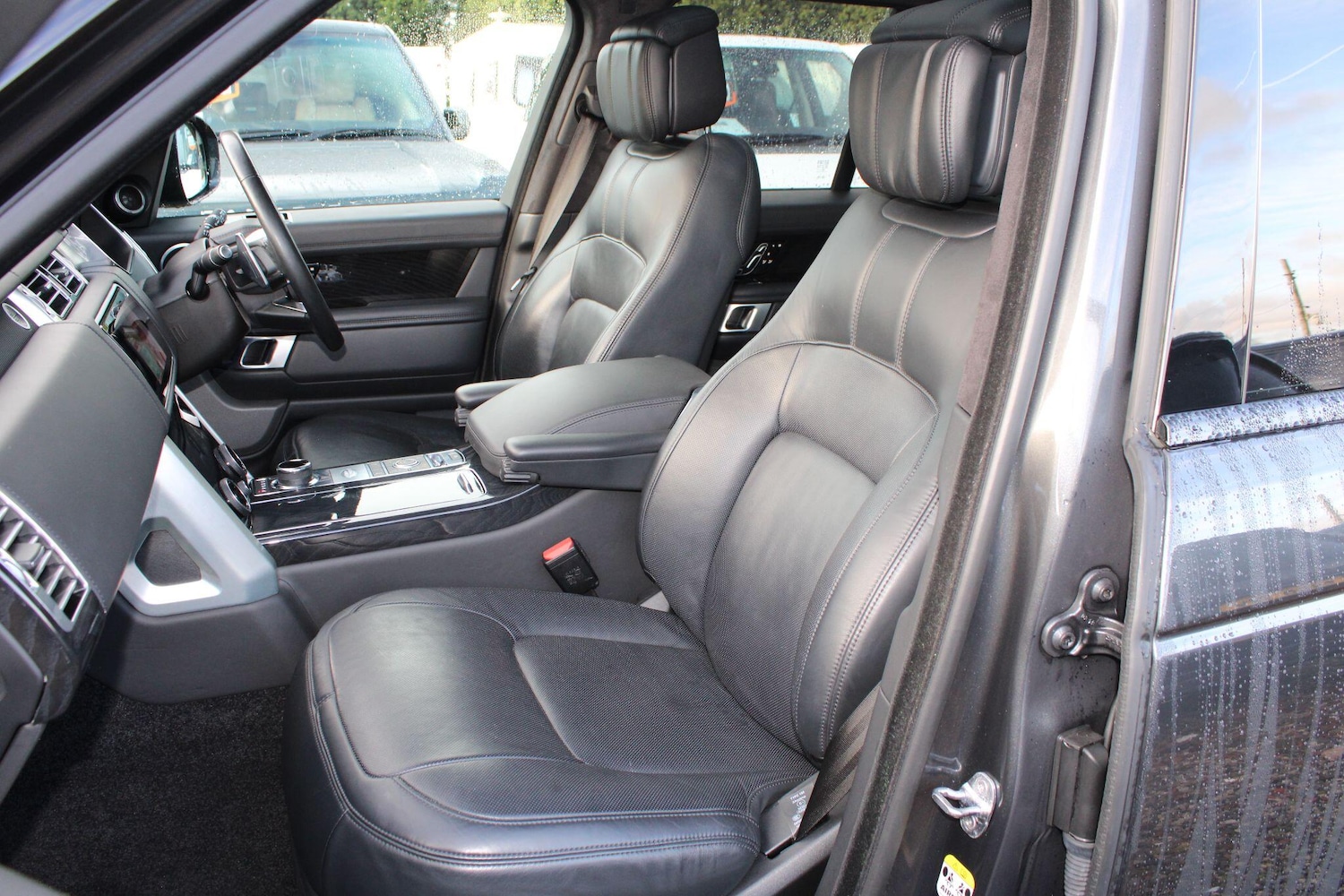 Used Land Rover Range Rover 2019 for sale - 76935784: Photo 8