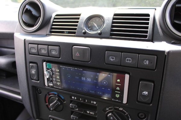 Used Land Rover Defender 110 2008 for sale - 75494017: Photo 19