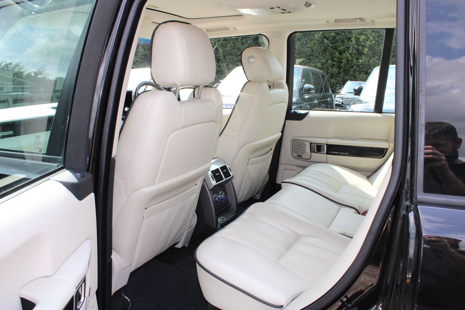 Used Land Rover Range Rover 2012 for sale - 76337544: Photo 12