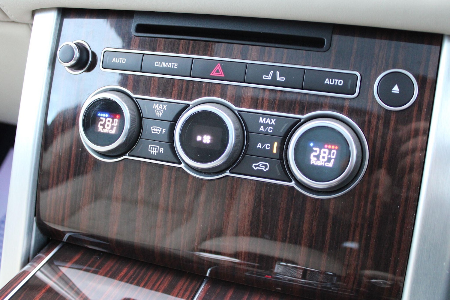 Used Land Rover Range Rover 2016 for sale - 76865993: Photo 30