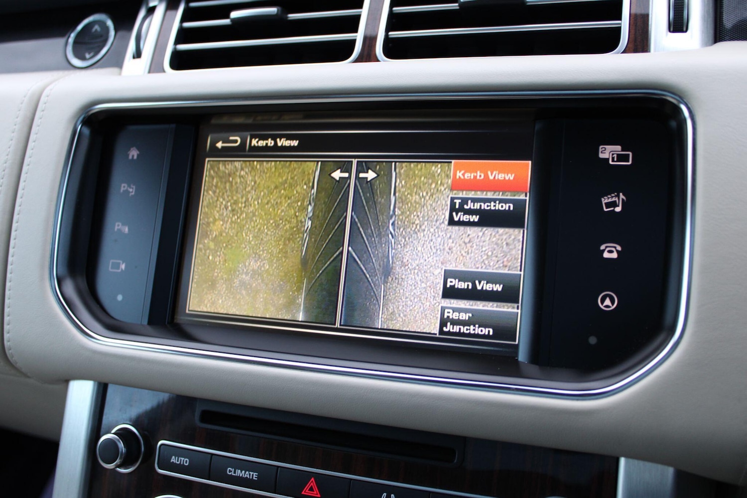 Used Land Rover Range Rover 2016 for sale - 76865993: Photo 37