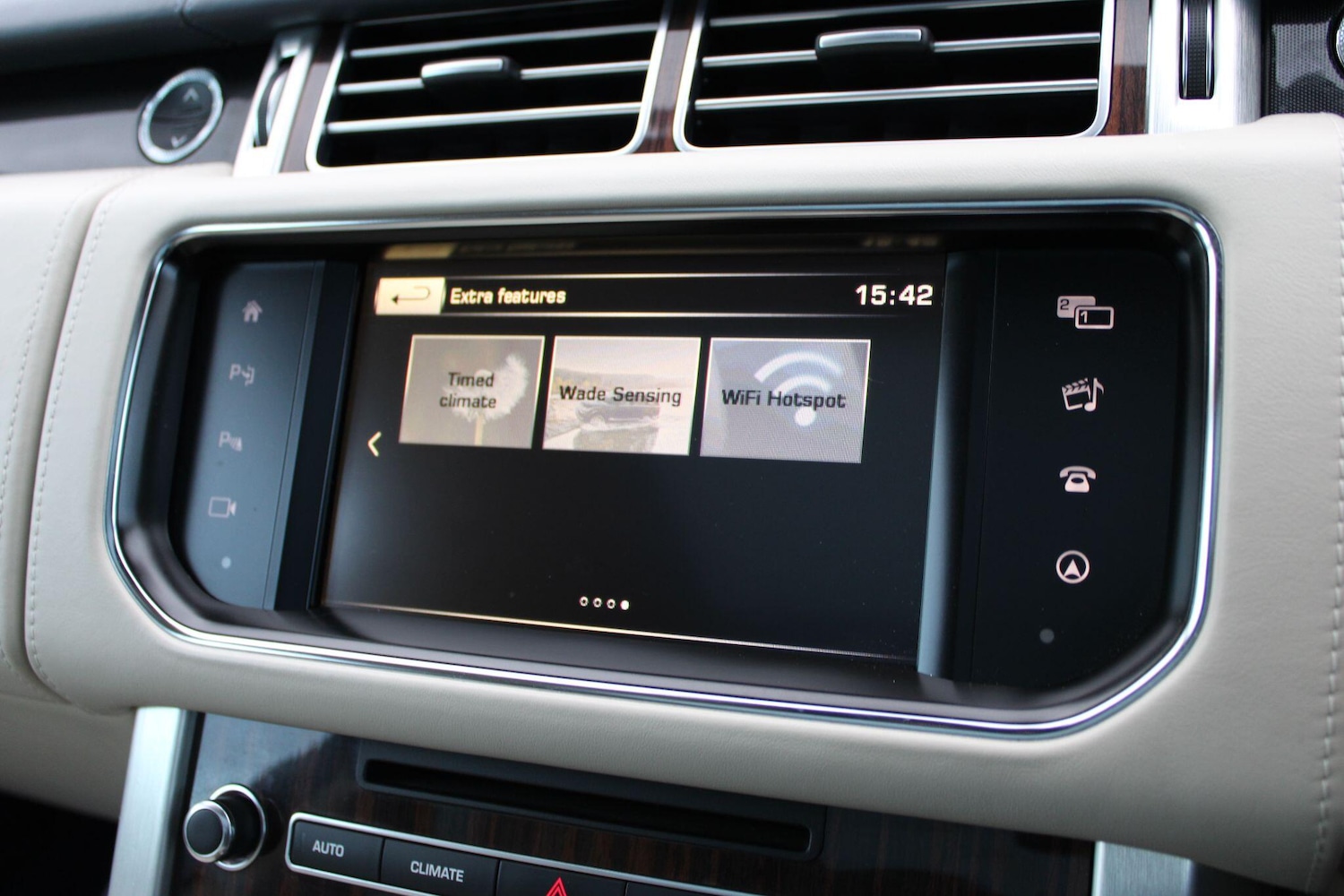 Used Land Rover Range Rover 2016 for sale - 76865993: Photo 46