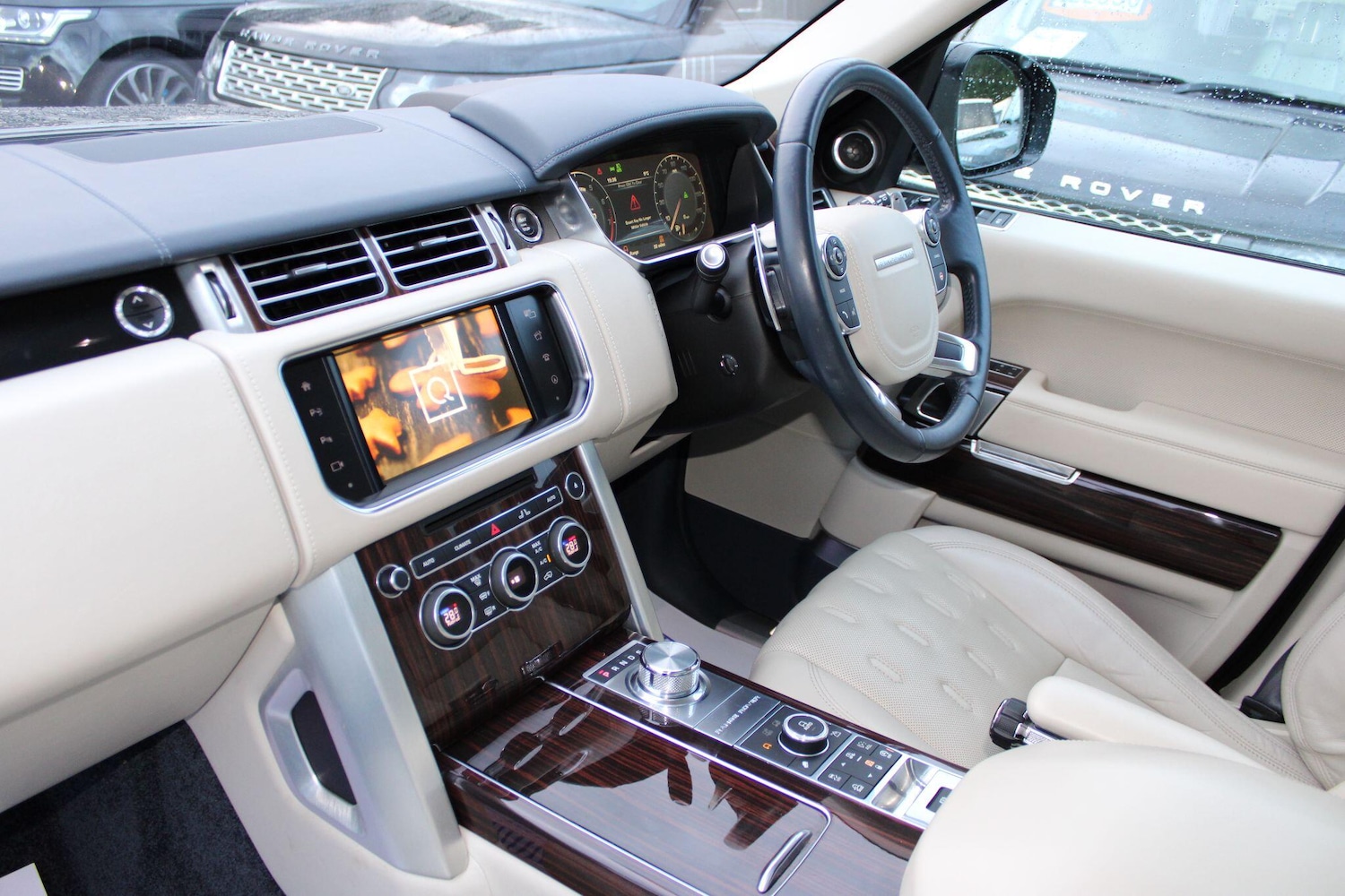 Used Land Rover Range Rover 2016 for sale - 76865993: Photo 6