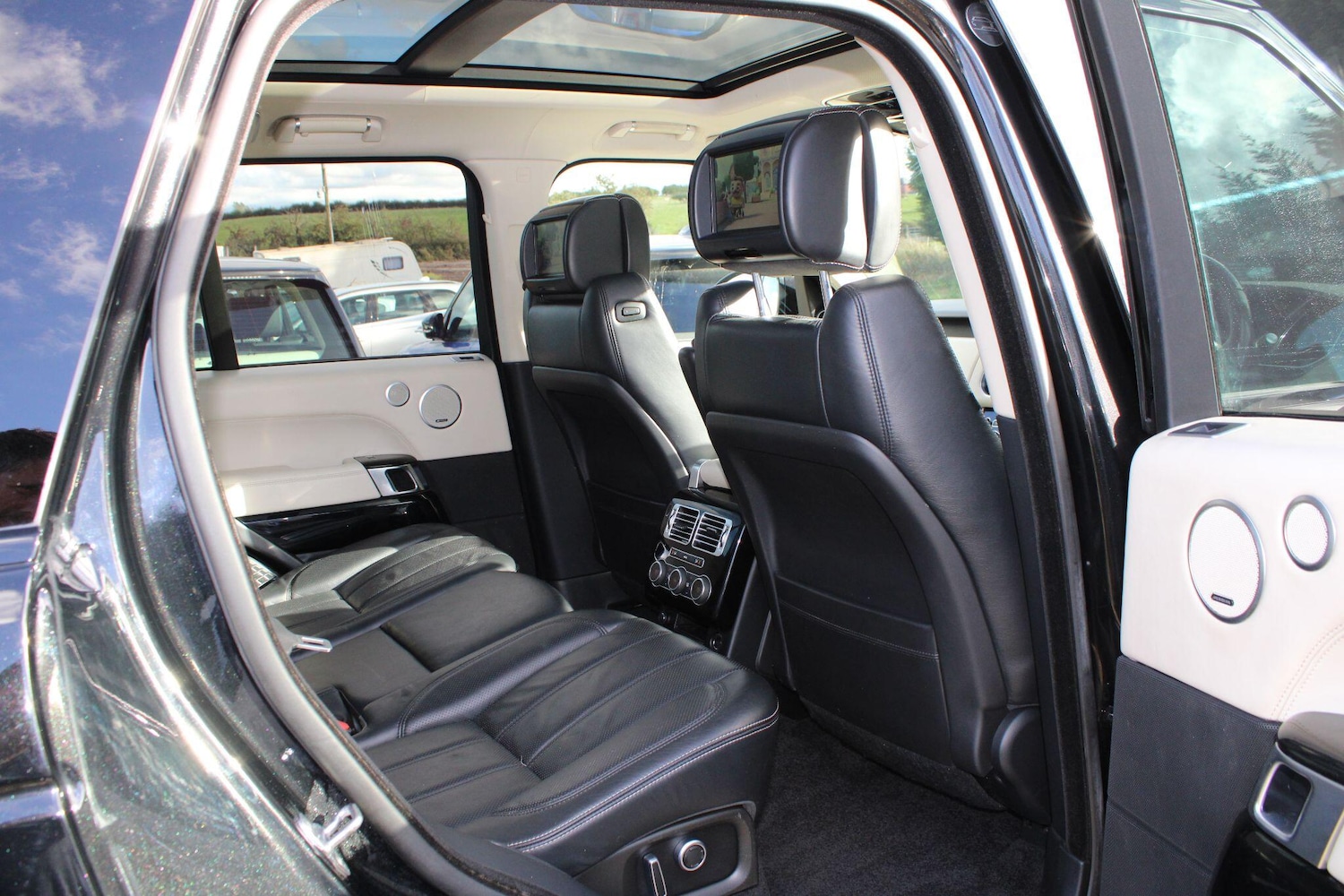 Used Land Rover Range Rover 2016 for sale - 76990498: Photo 13