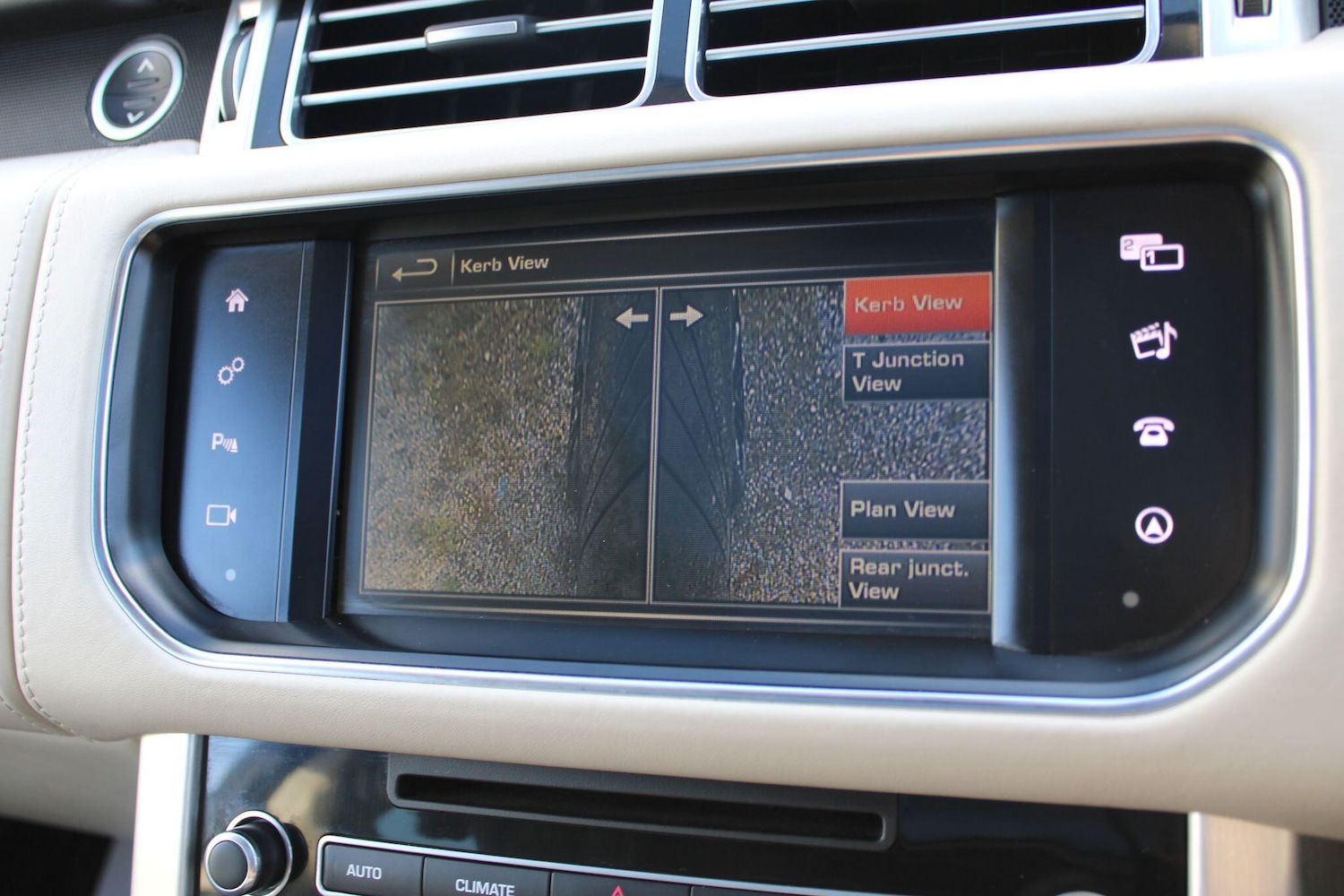 Used Land Rover Range Rover 2016 for sale - 76990498: Photo 33