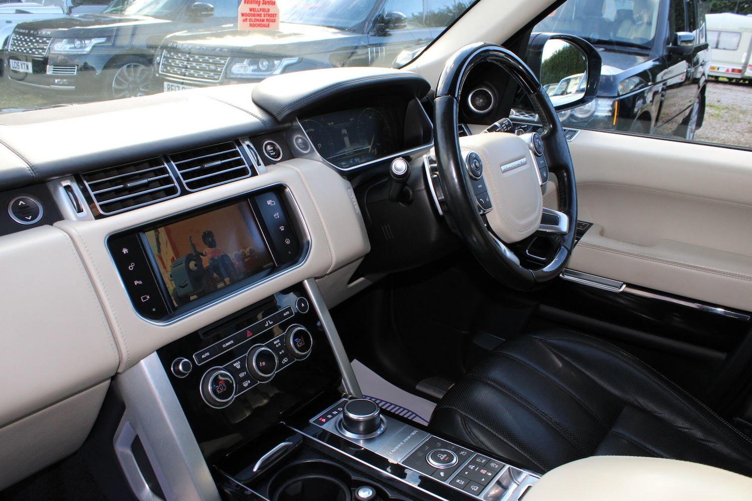 Used Land Rover Range Rover 2016 for sale - 76990498: Photo 6