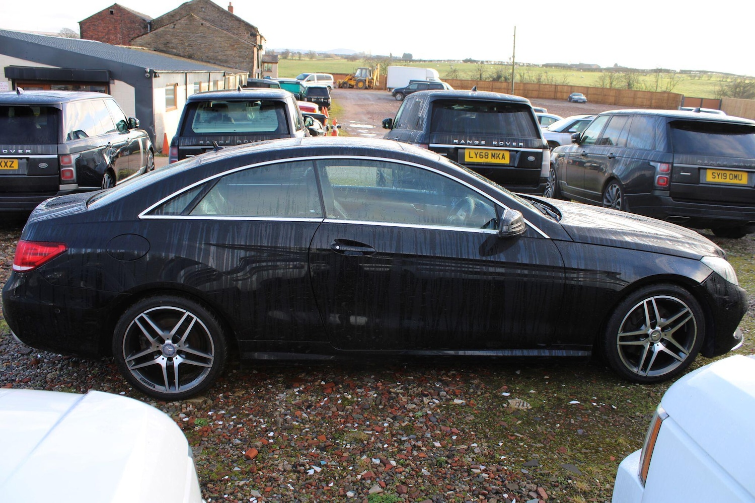 Used Mercedes-Benz E Class 2015 for sale - 76898759: Photo 33