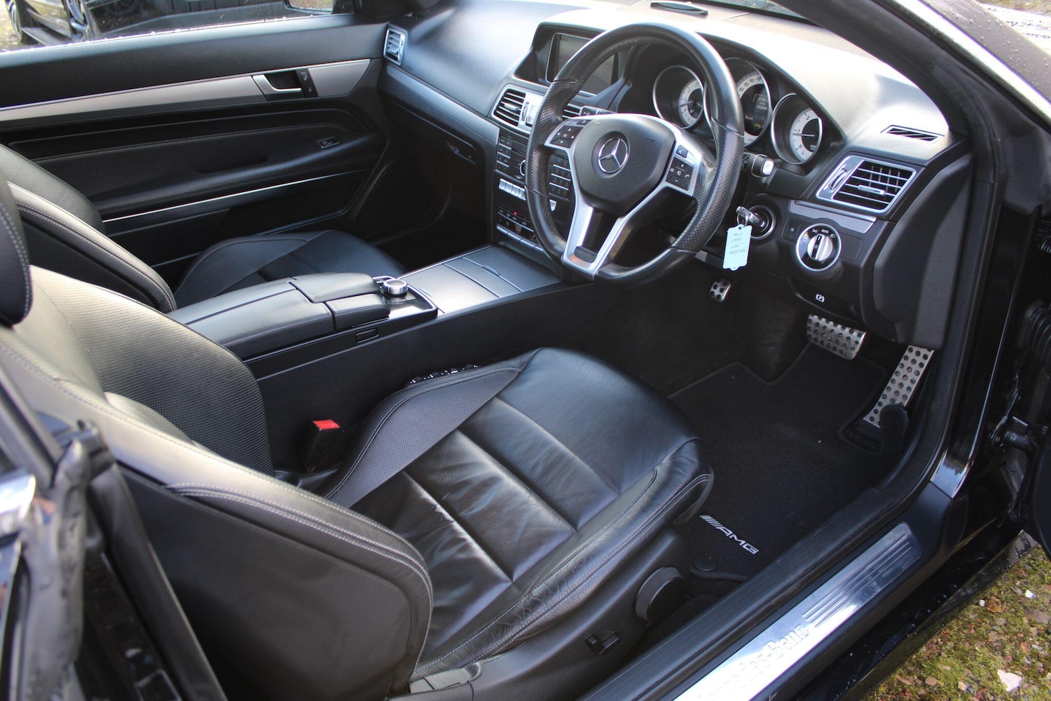 Used Mercedes-Benz E Class 2015 for sale - 76898759: Photo 6