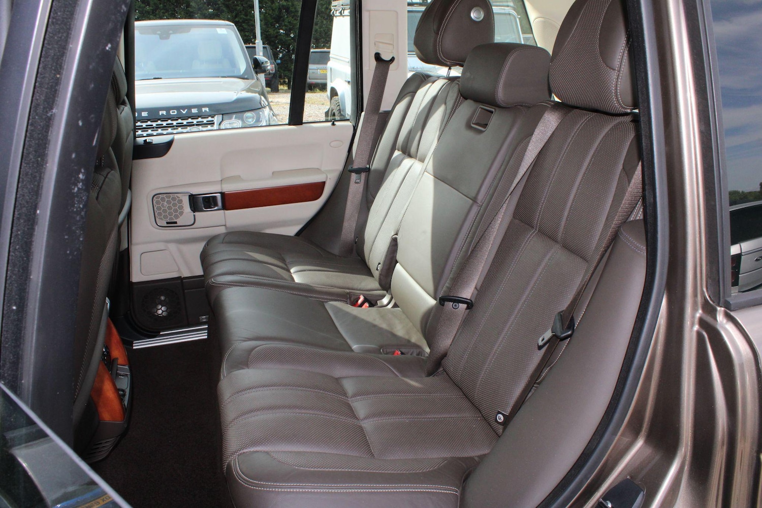 Used Land Rover Range Rover 2010 for sale - 77215243: Photo 11