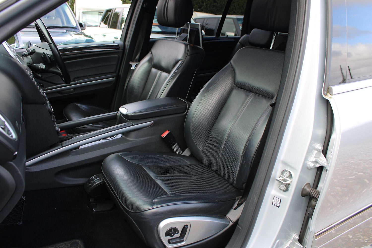 Used Mercedes-Benz GL Class 2011 for sale - 77659046: Photo 7