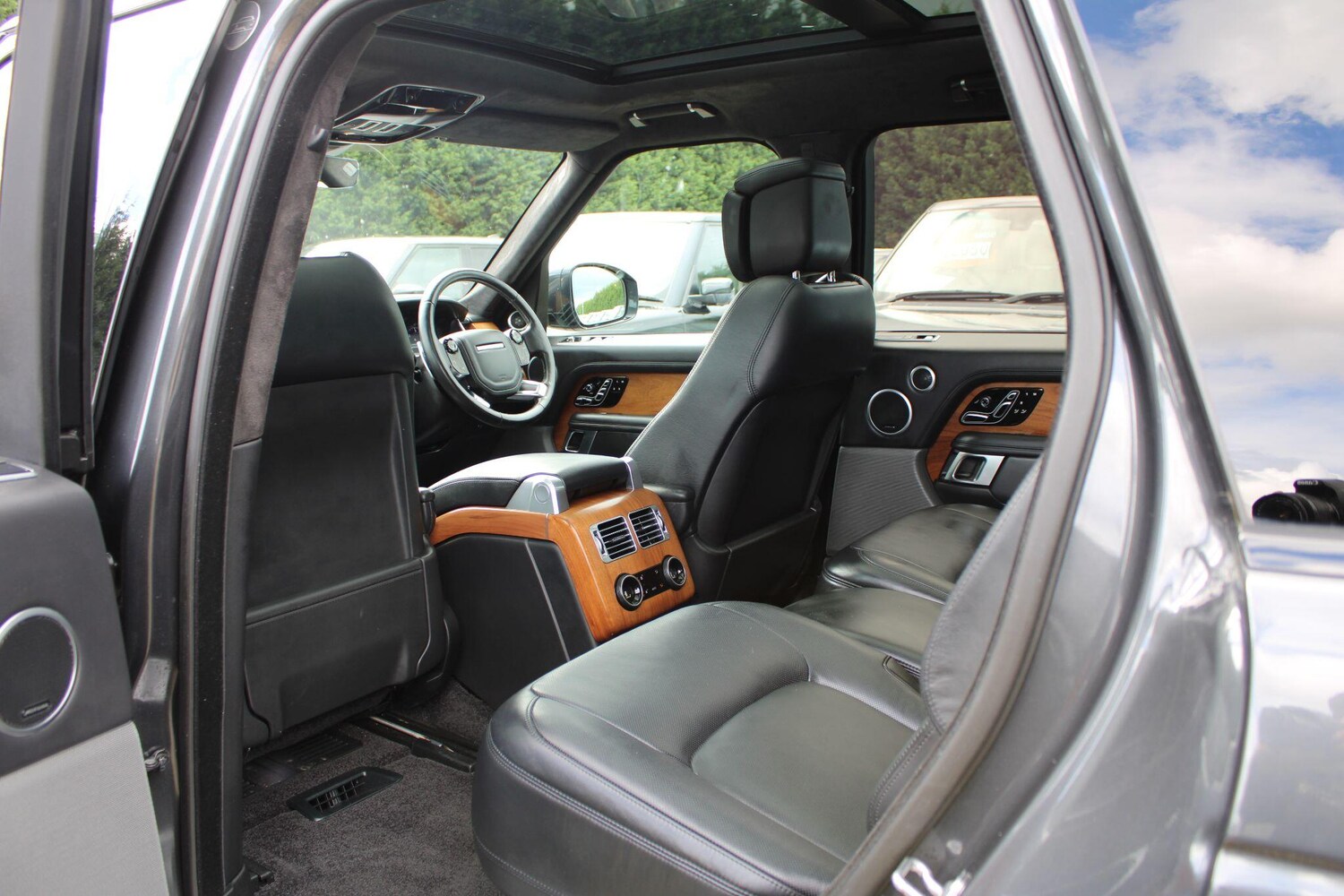 Used Land Rover Range Rover 2019 for sale - 76084545: Photo 10