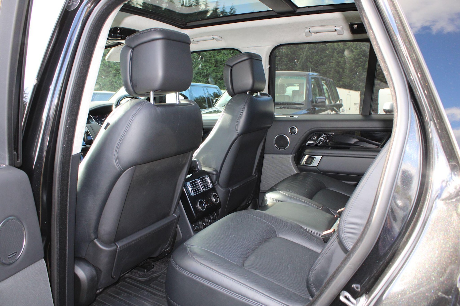 Used Land Rover Range Rover 2020 for sale - 76752423: Photo 11