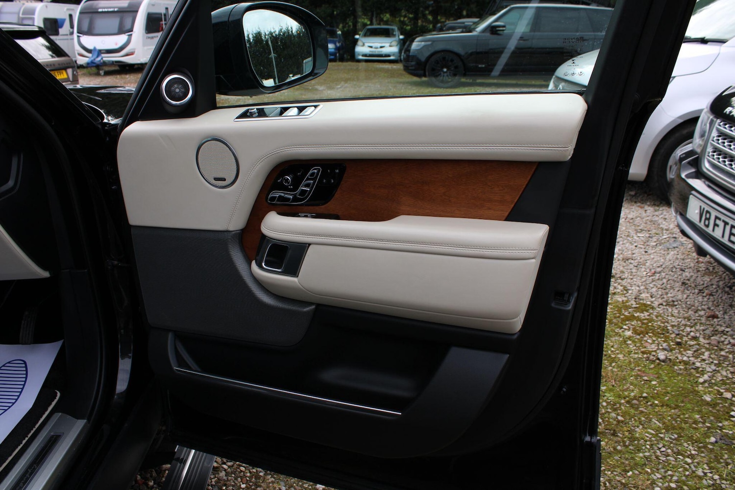 Used Land Rover Range Rover 2018 for sale - 78047348: Photo 24