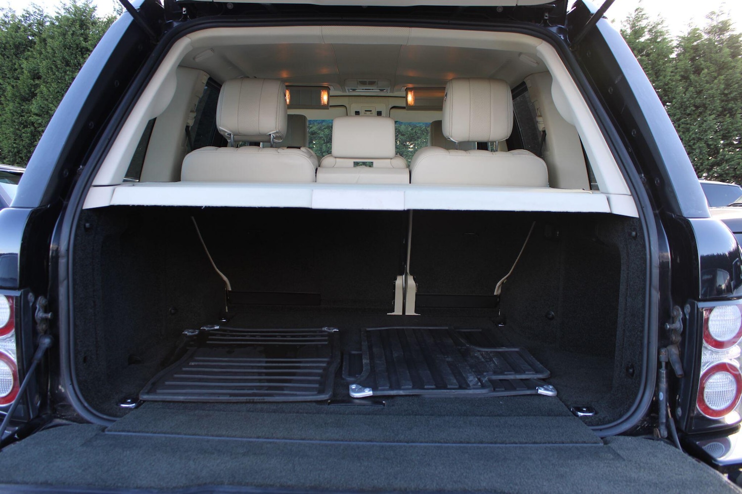 Used Land Rover Range Rover 2011 for sale - 76990277: Photo 14