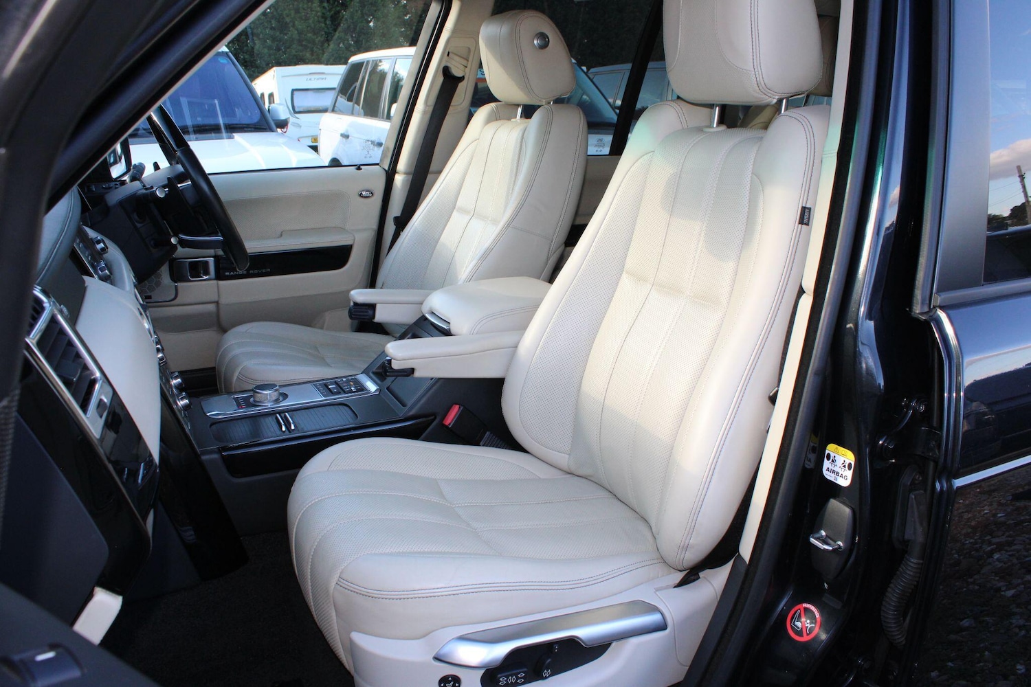 Used Land Rover Range Rover 2011 for sale - 76990277: Photo 7