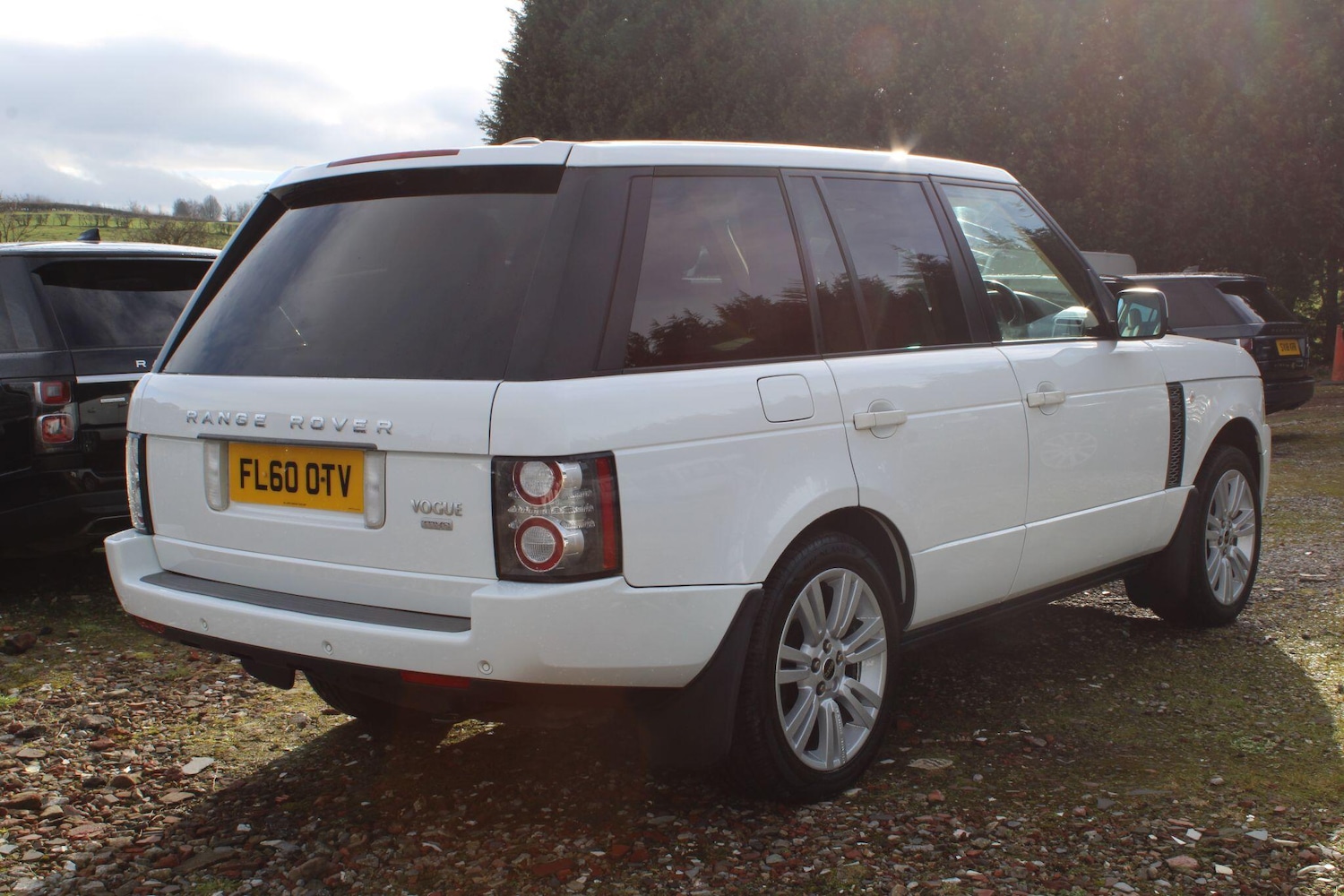 Used Land Rover Range Rover 2010 for sale - 77455201: Photo 2