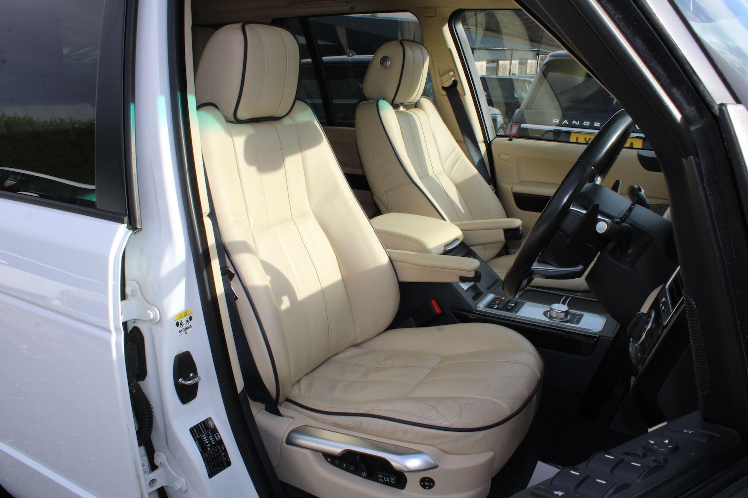 Used Land Rover Range Rover 2010 for sale - 77455201: Photo 5