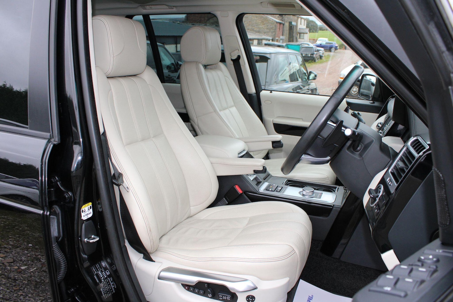 Used Land Rover Range Rover 2011 for sale - 76200867: Photo 5