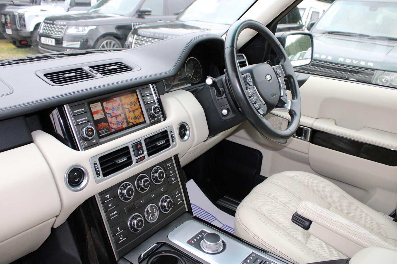 Used Land Rover Range Rover 2011 for sale - 76200867: Photo 6