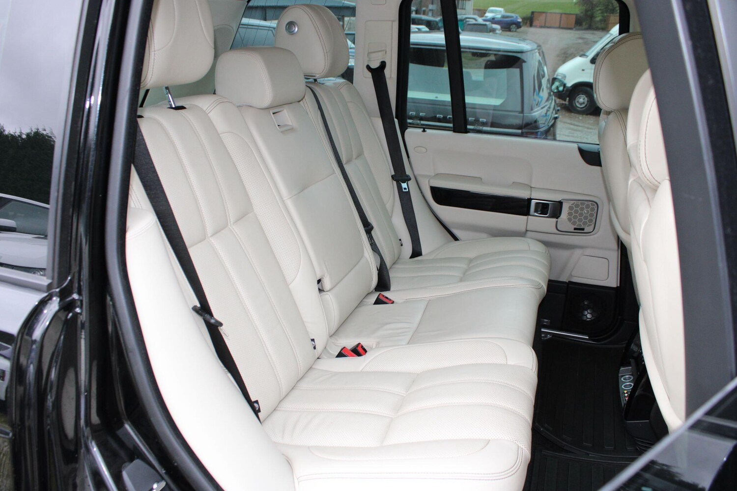 Used Land Rover Range Rover 2011 for sale - 76200867: Photo 8