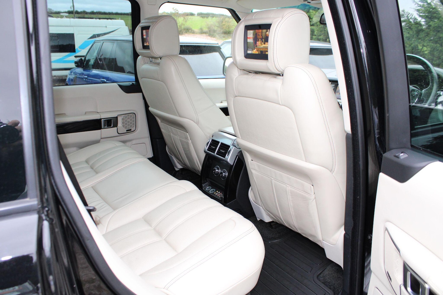 Used Land Rover Range Rover 2011 for sale - 76200867: Photo 9