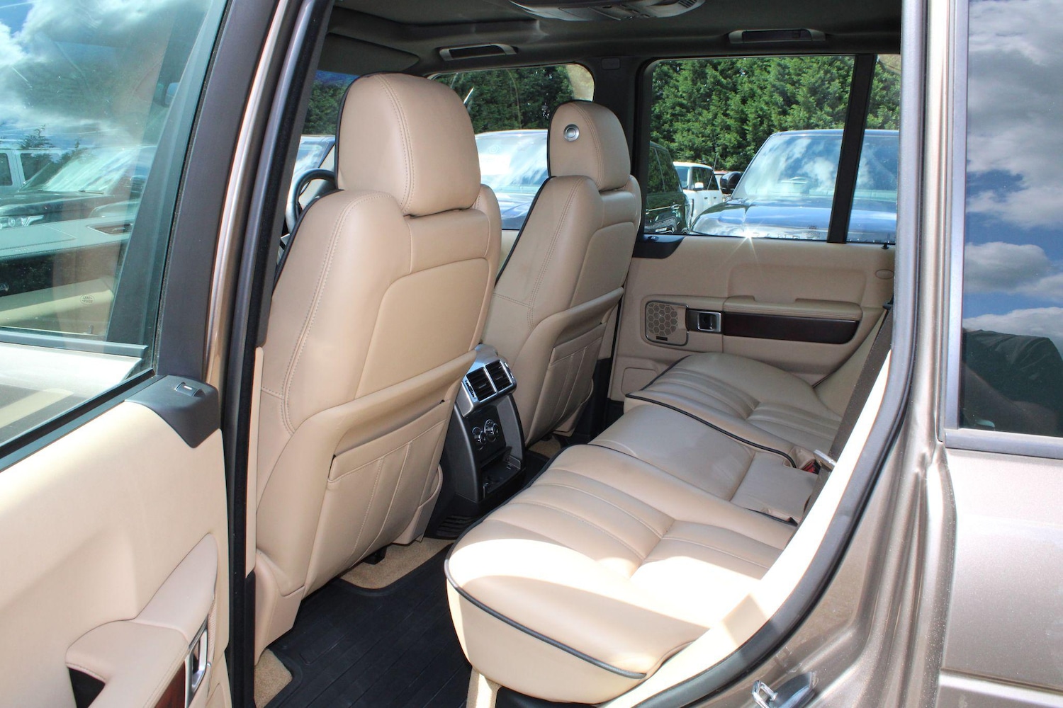 Used Land Rover Range Rover 2010 for sale - 77738035: Photo 10