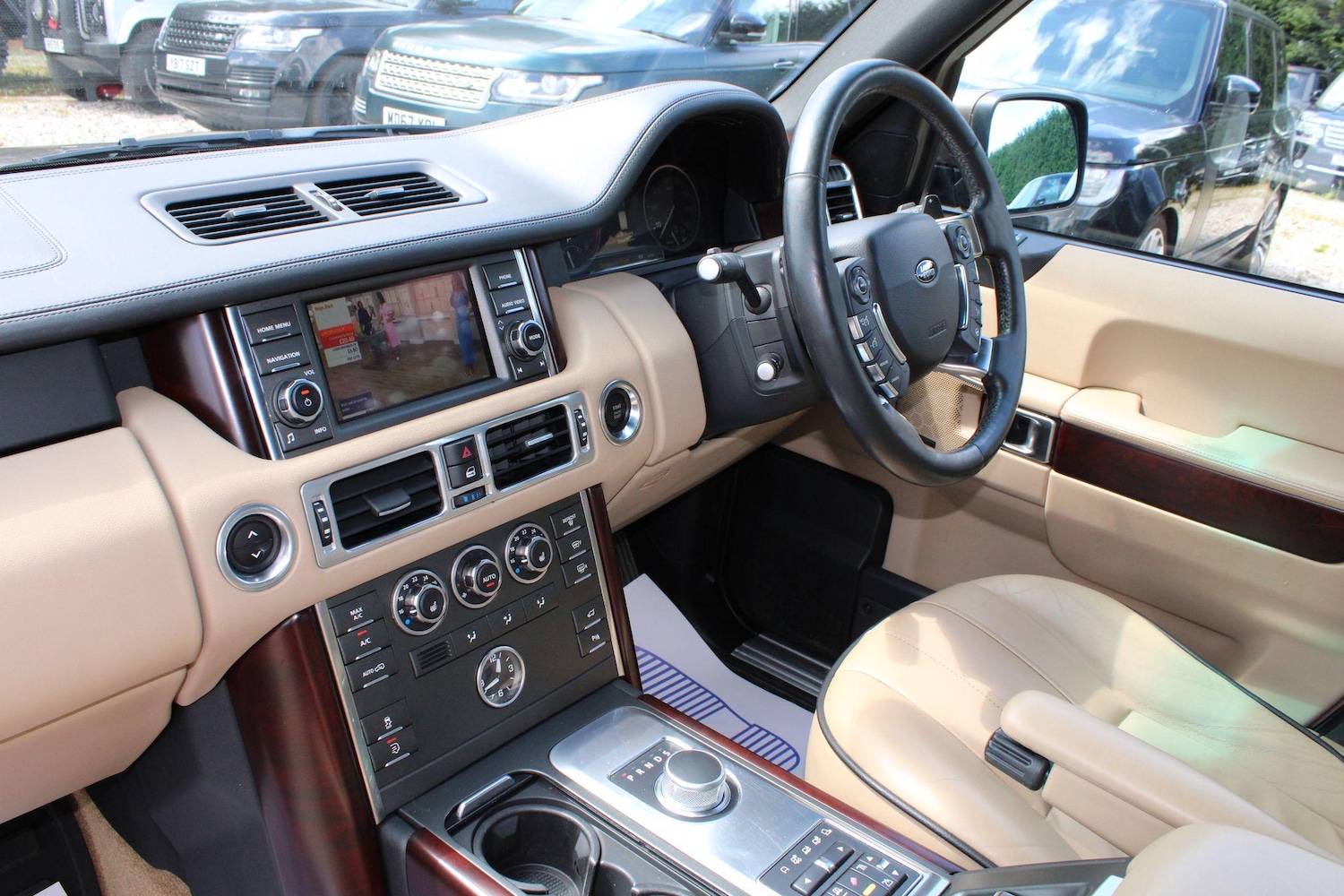 Used Land Rover Range Rover 2010 for sale - 77738035: Photo 6