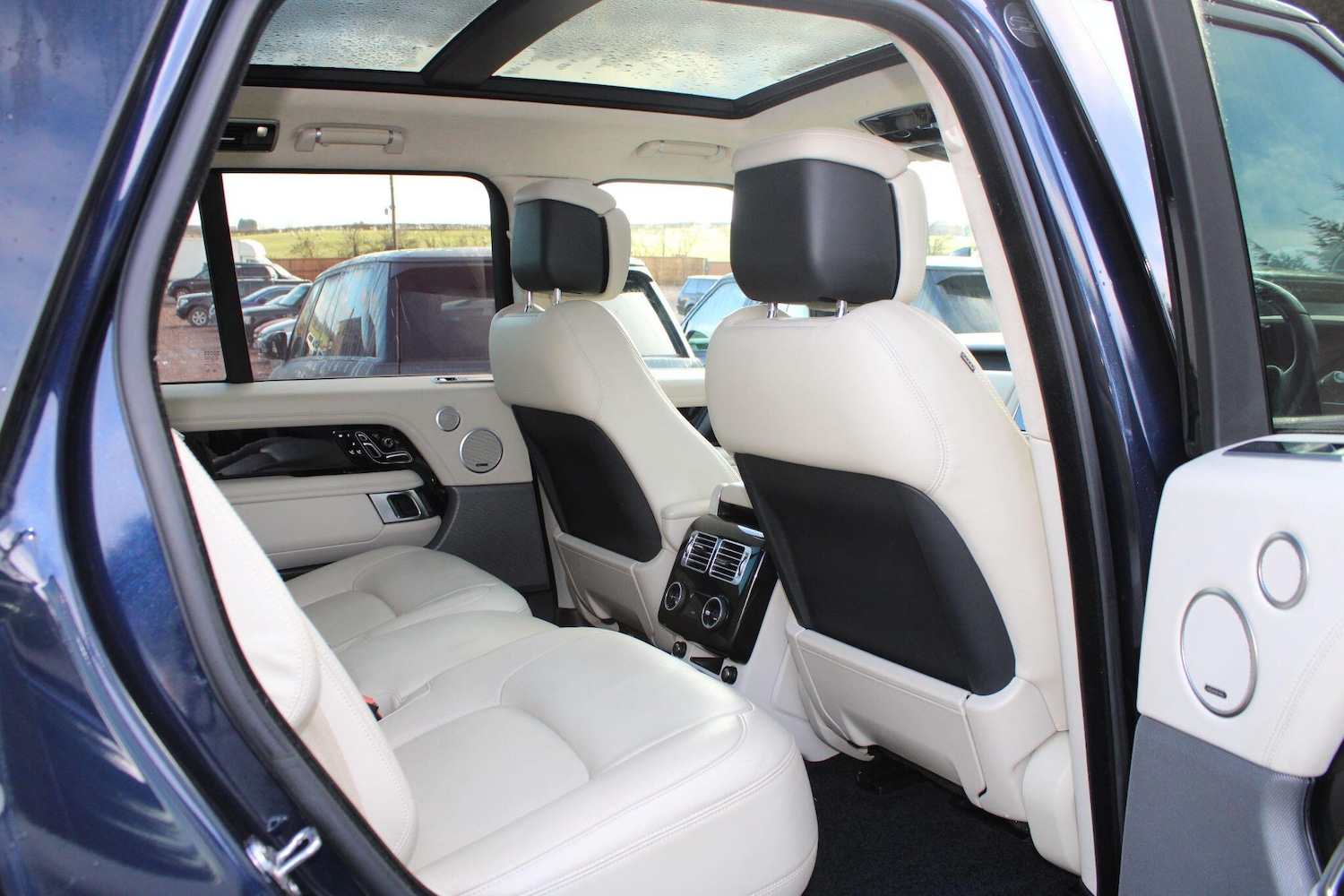 Used Land Rover Range Rover 2018 for sale - 76832135: Photo 15