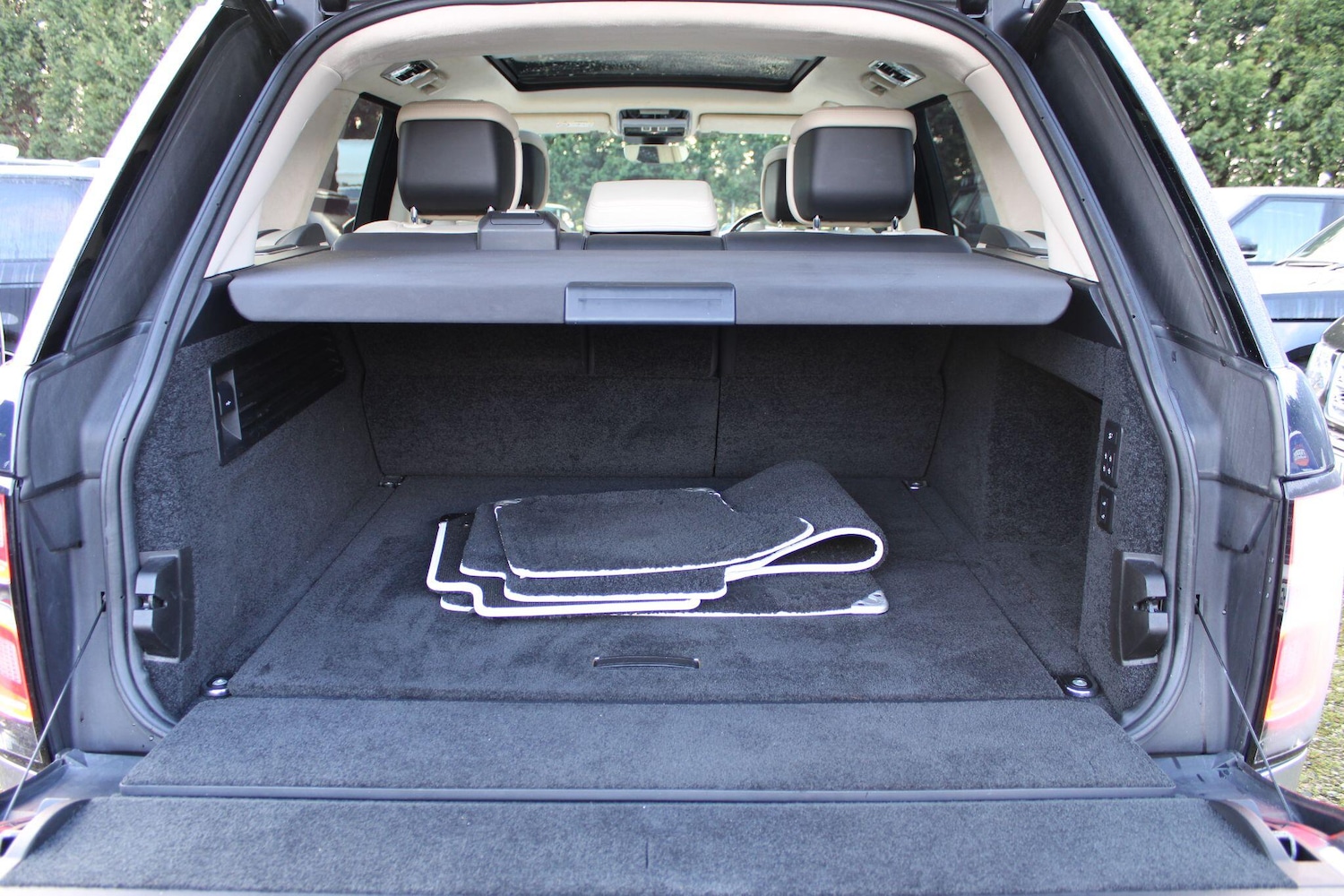 Used Land Rover Range Rover 2018 for sale - 76832135: Photo 17