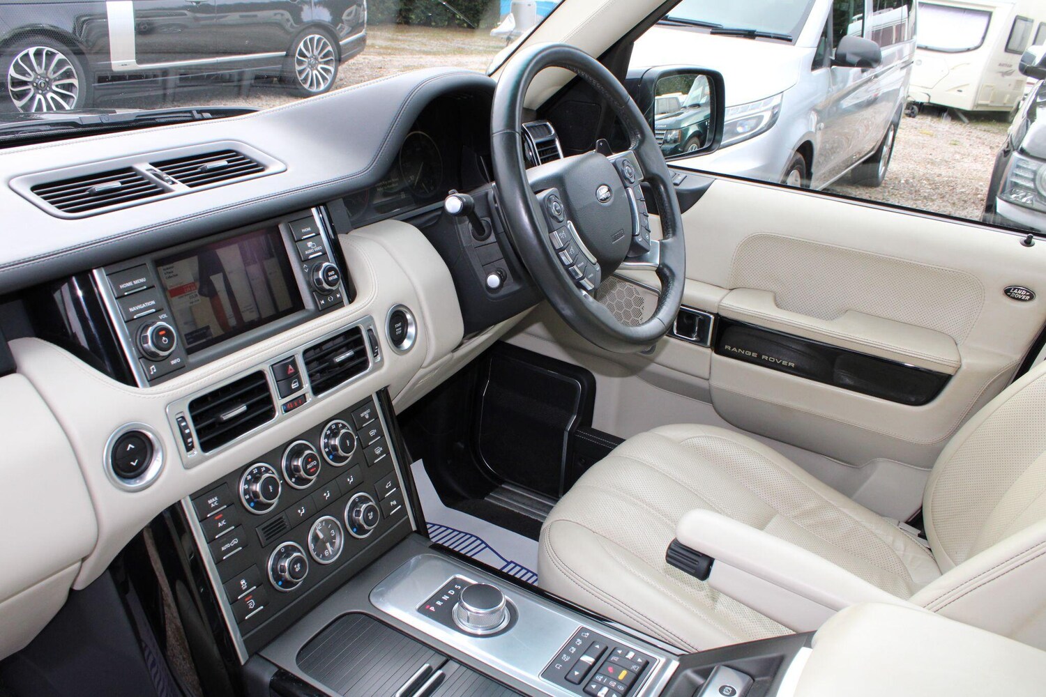 Used Land Rover Range Rover for sale - 78214289: Photo 10