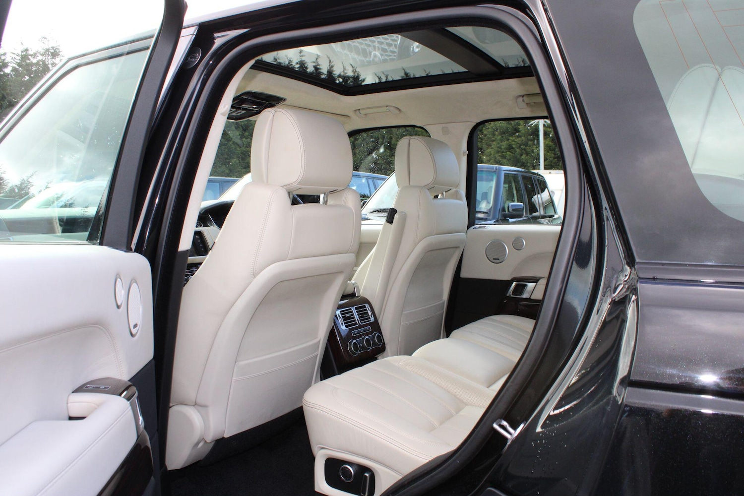 Used Land Rover Range Rover 2016 for sale - 78058569: Photo 12