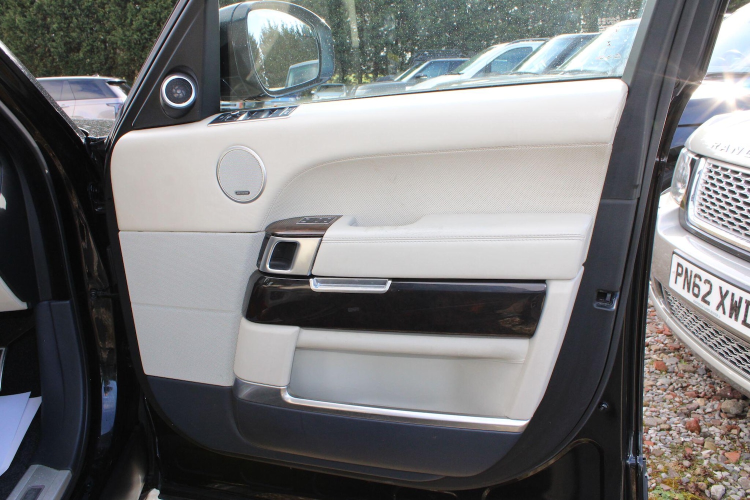 Used Land Rover Range Rover 2017 for sale - 78184610: Photo 26