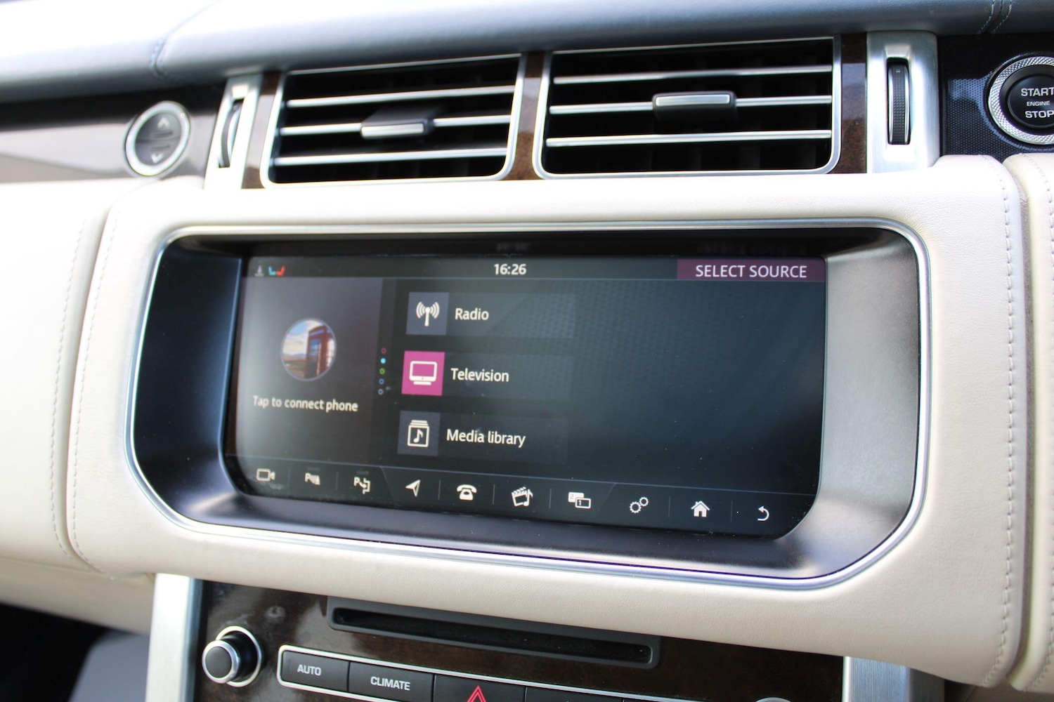 Used Land Rover Range Rover 2017 for sale - 78184610: Photo 46