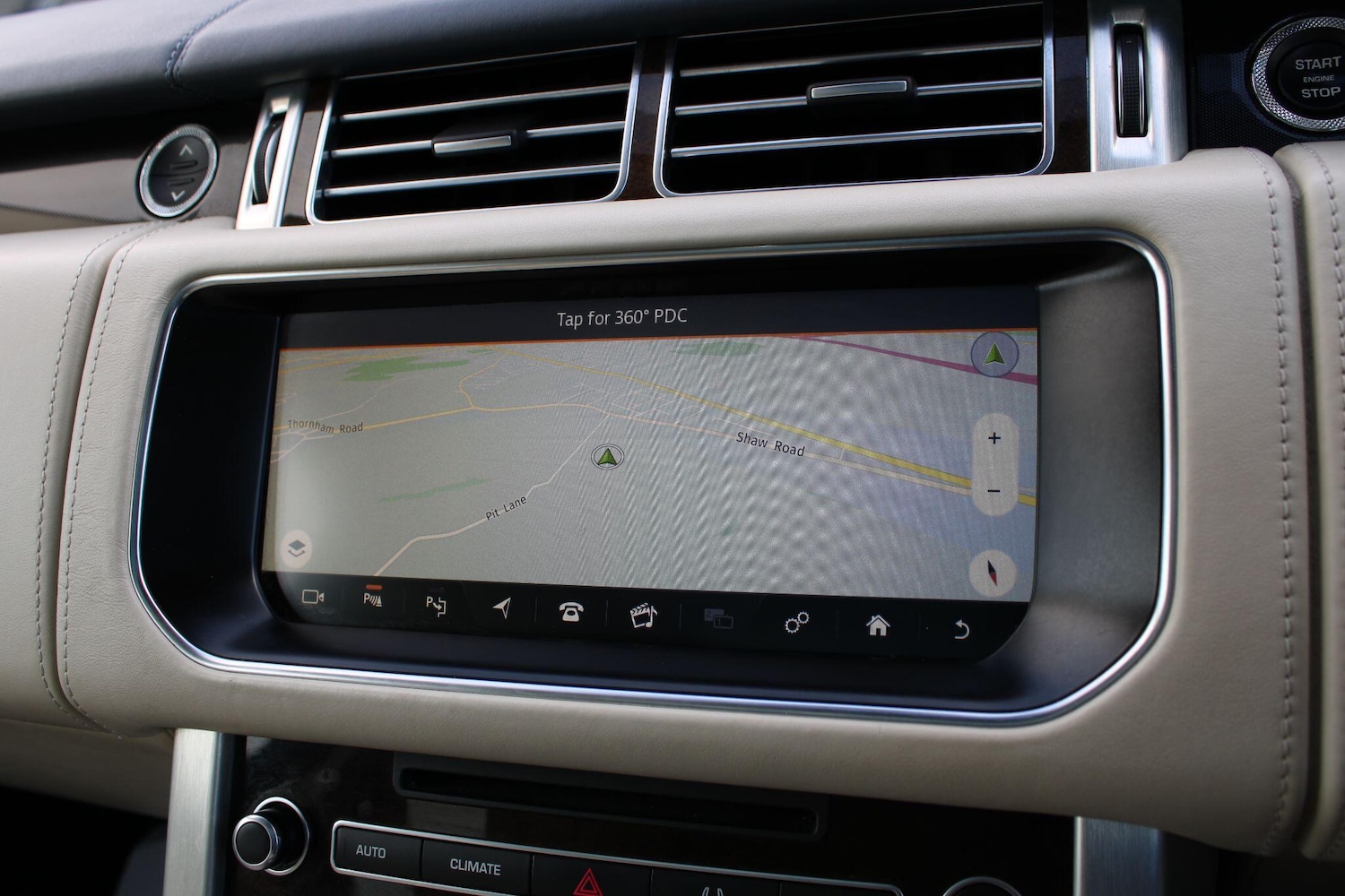 Used Land Rover Range Rover 2017 for sale - 78184610: Photo 53