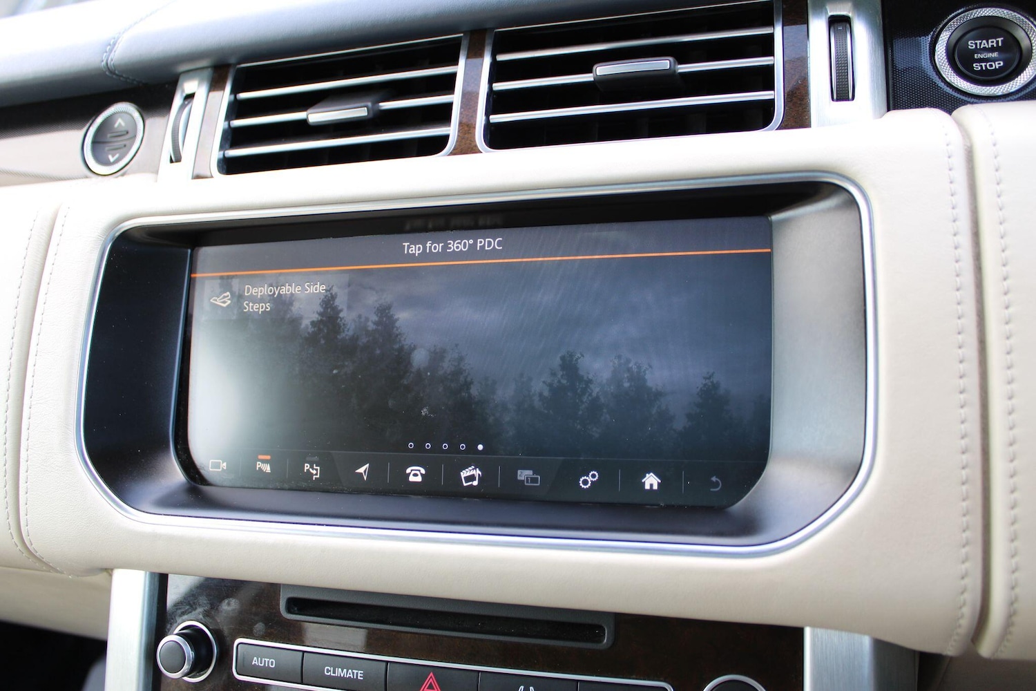 Used Land Rover Range Rover 2017 for sale - 78184610: Photo 58