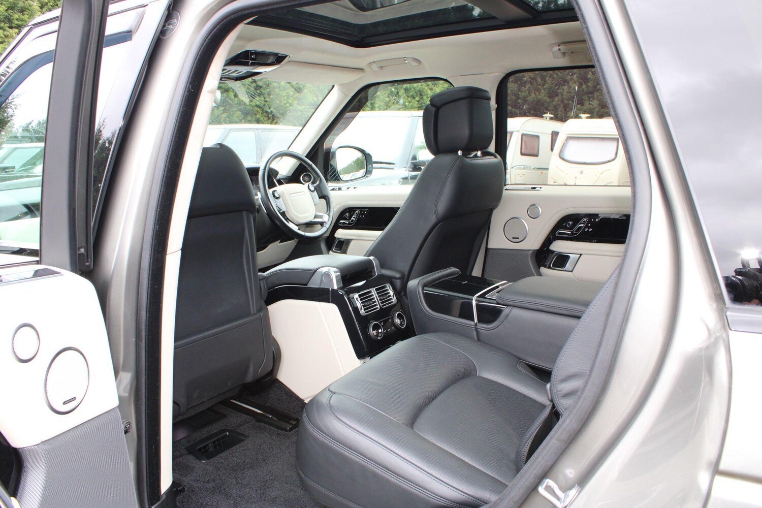 Used Land Rover Range Rover 2018 for sale - 77646626: Photo 12