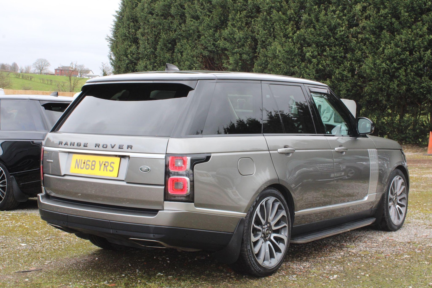 Used Land Rover Range Rover 2018 for sale - 77646626: Photo 2